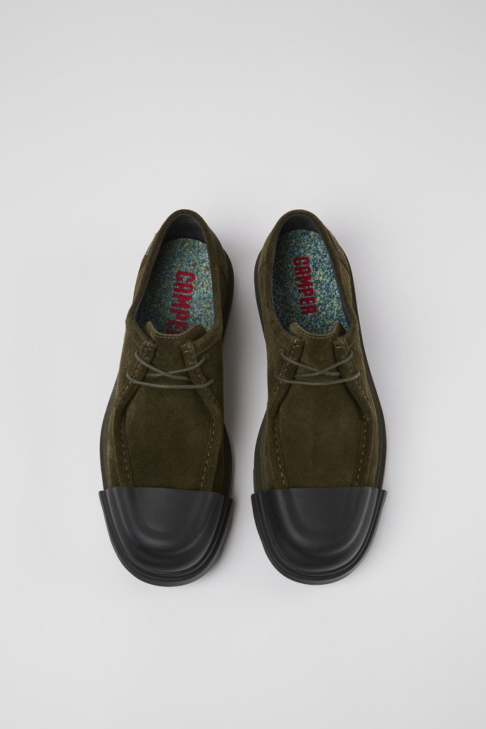 Camper Junction - Zapato Wallabee de nobuk verde para hombre.