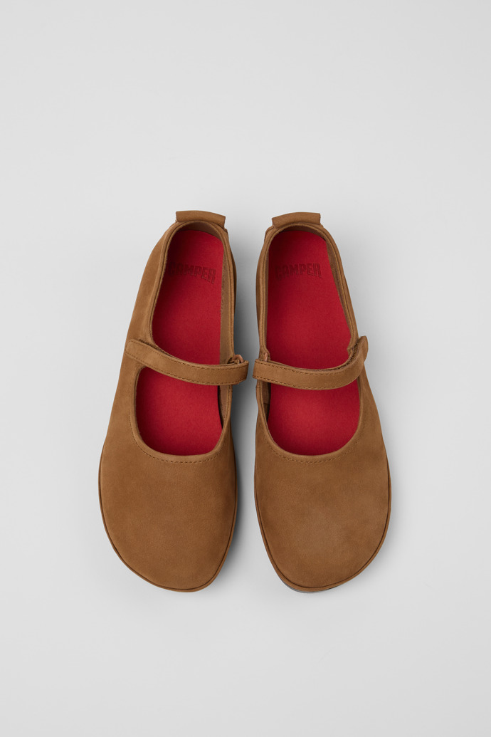 Camper Right Nina - Zapatos de piel nobuk marrón para mujer.