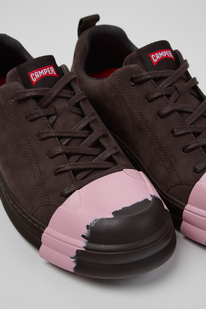 Camper Junction Runner - Zapatillas marrones para hombre fabricadas en piel nobuk.