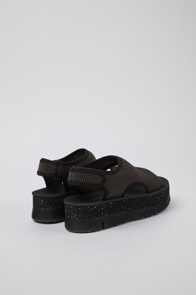 Camper Oruga Up - Sandalias de tela gris para mujer.