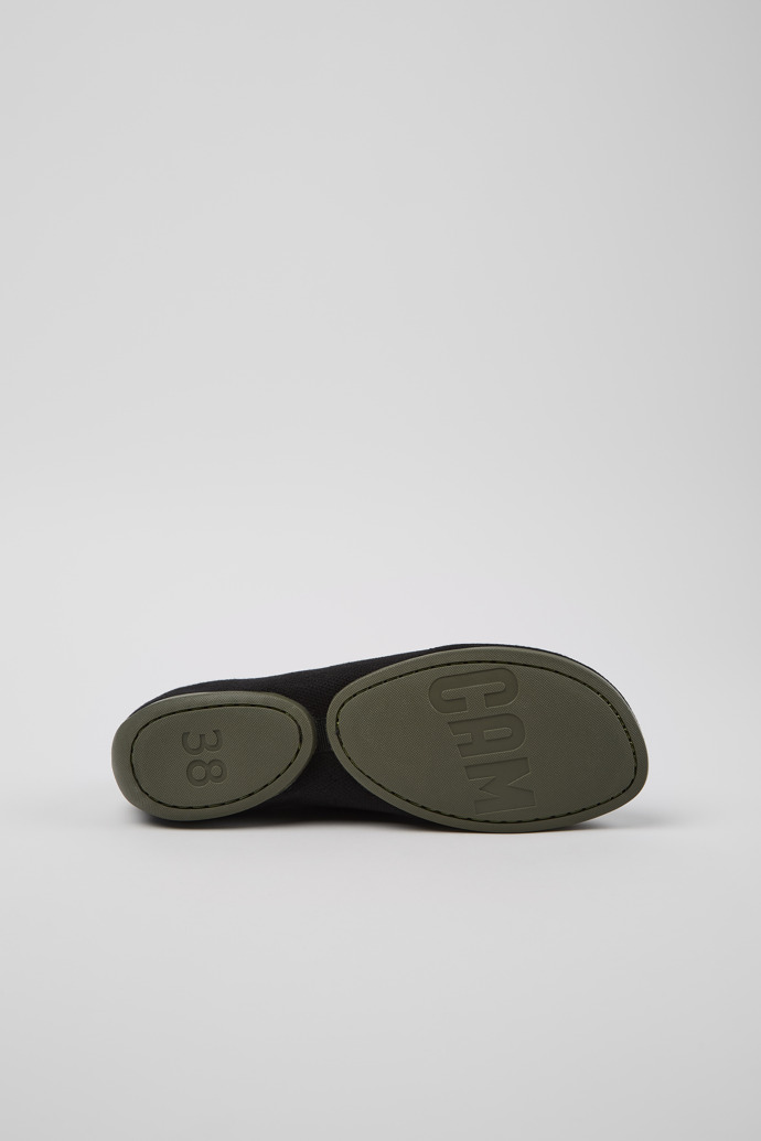 Camper Right - Zapatos negros de tela para mujer.