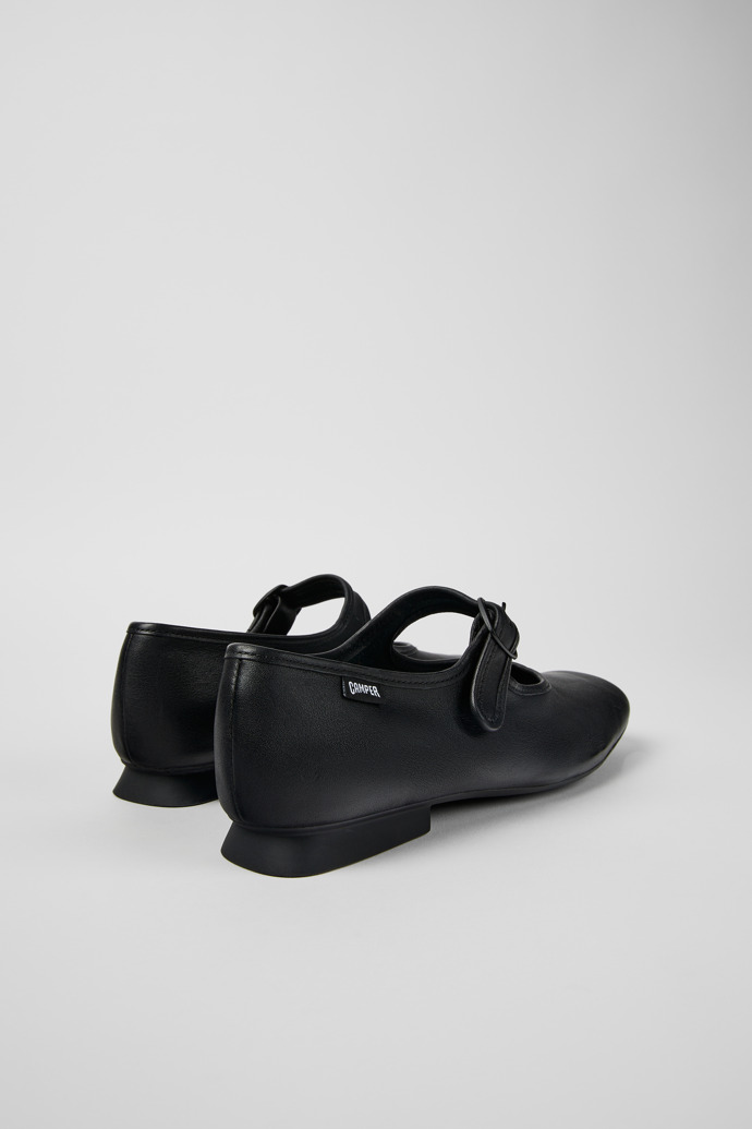 Camper Casi Myra - Zapato de piel negro para mujer.