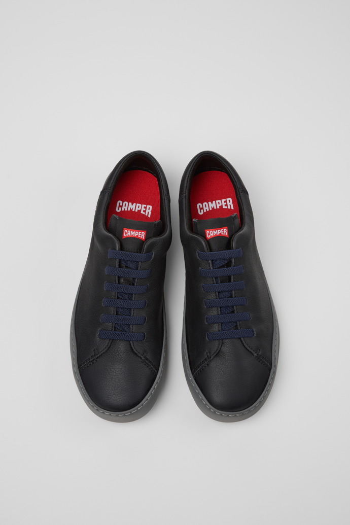 Camper Peu Touring - Zapatillas negras de piel para hombre.