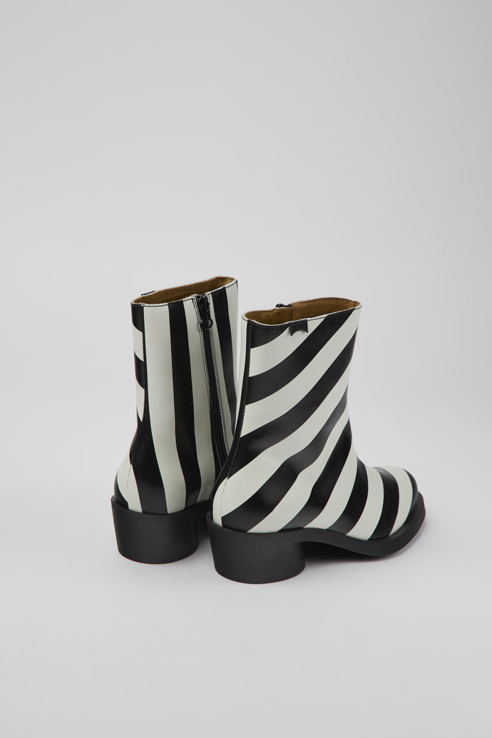Camper Bonnie - Botas de piel para mujer en blanco y negro.