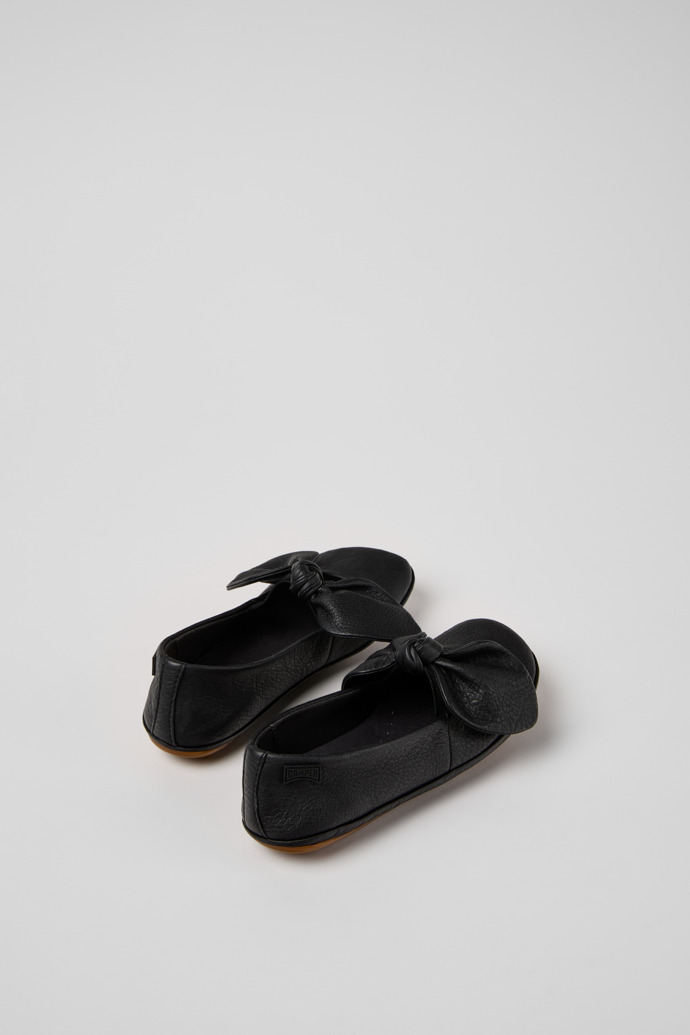 Camper Right Nina - Bailarinas negras de piel para niños.