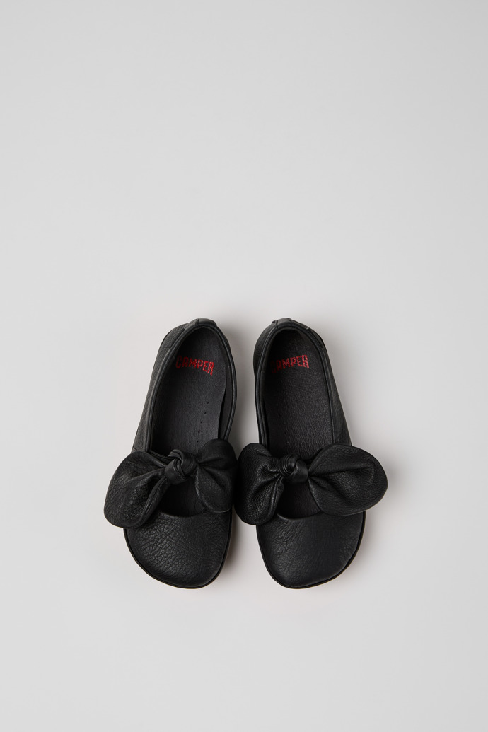 Camper Right Nina - Bailarinas negras de piel para niños.