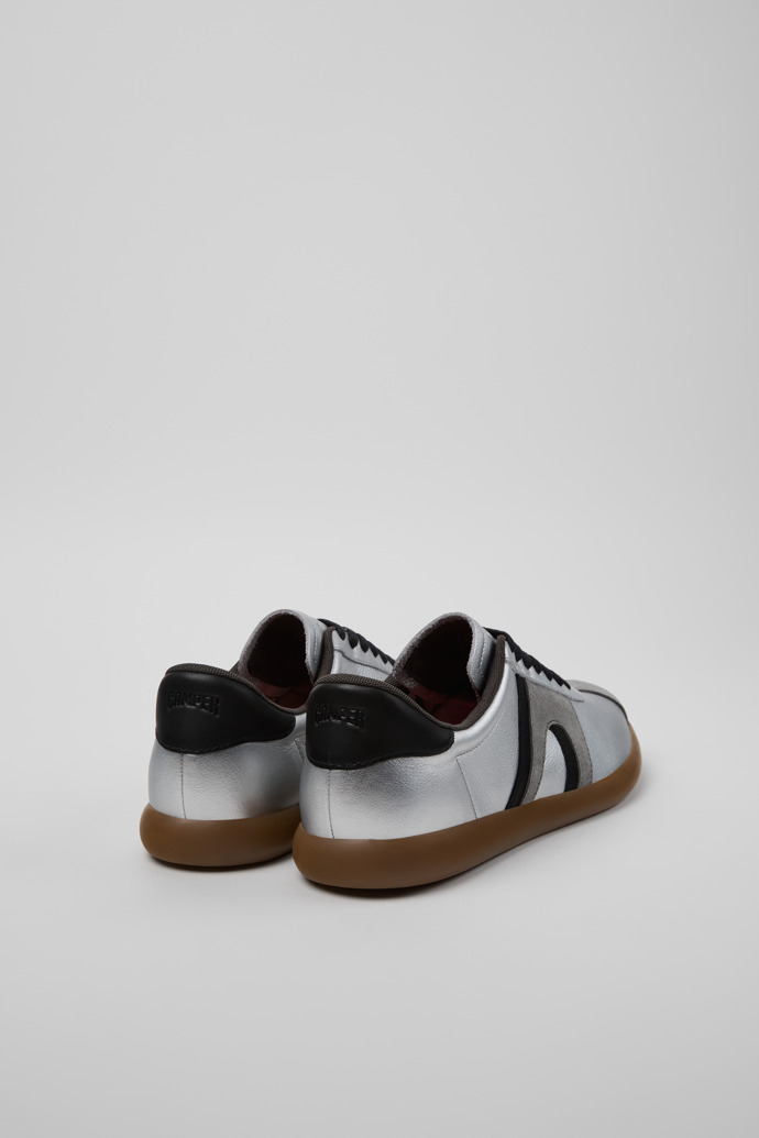 Camper Pelotas Soller - Zapatillas de piel y nobuk en gris plata para hombre.