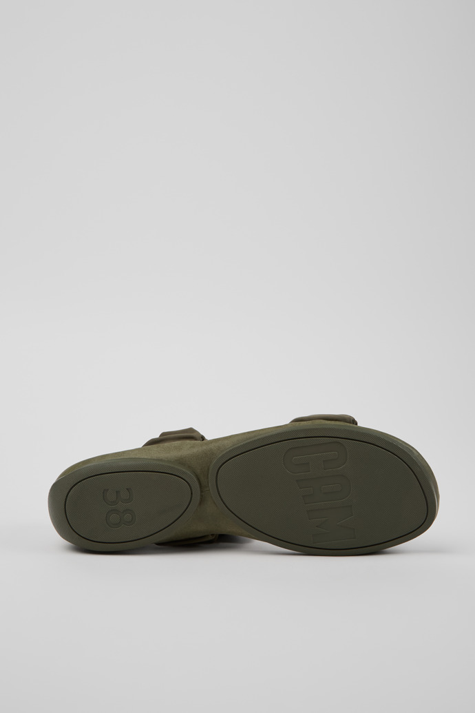 Camper Right - Sandalias verdes de PET reciclado y piel para mujer.