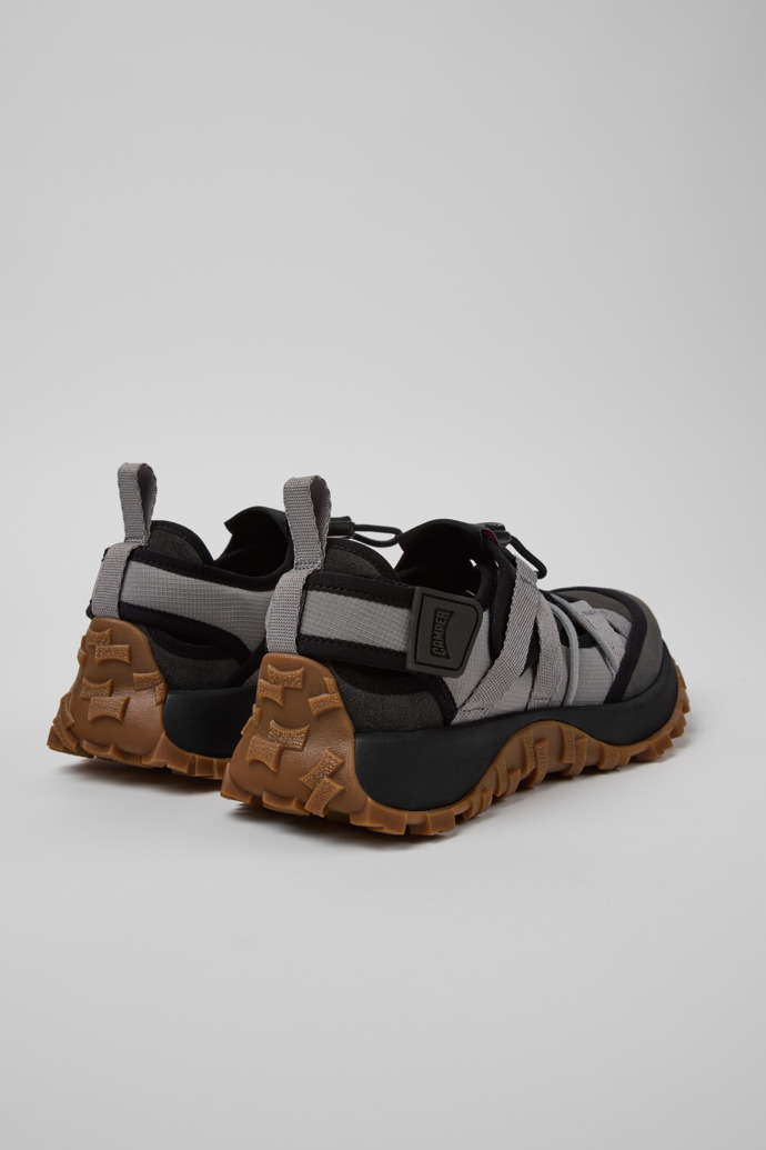 Camper Drift Trail VIBRAM - Zapatillas grises para mujer fabricadas con PET reciclado y piel nobuk.