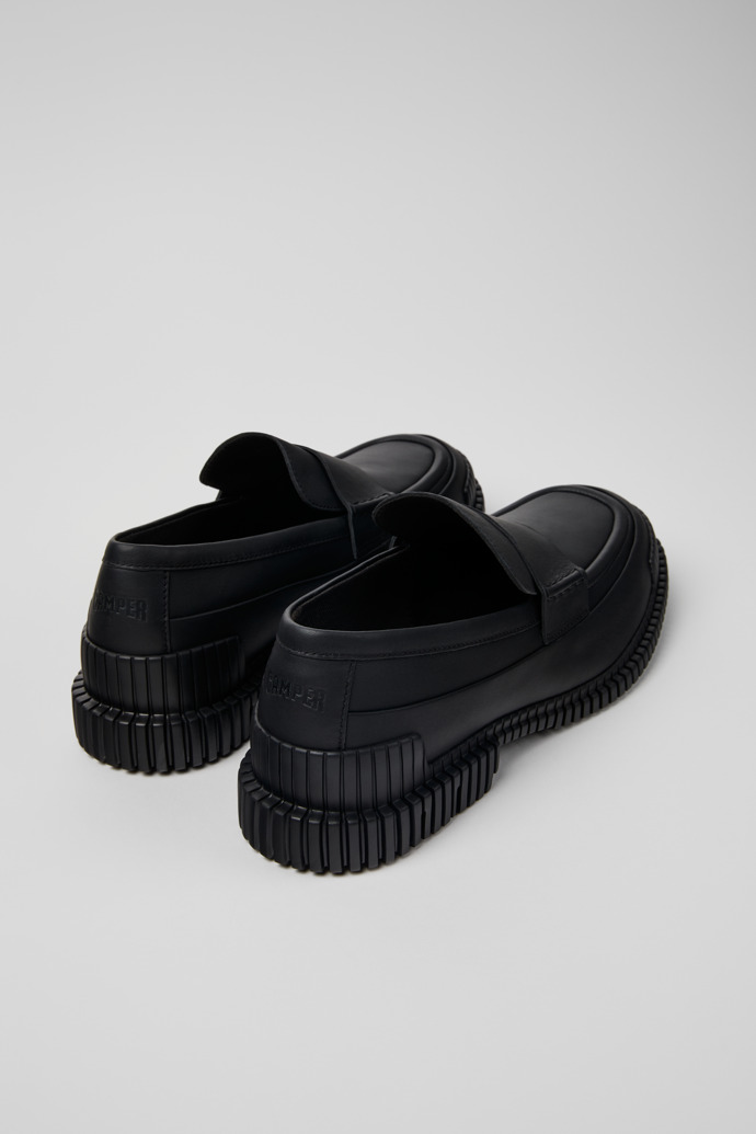 Camper Pix - Mocasín negro de piel para hombre.