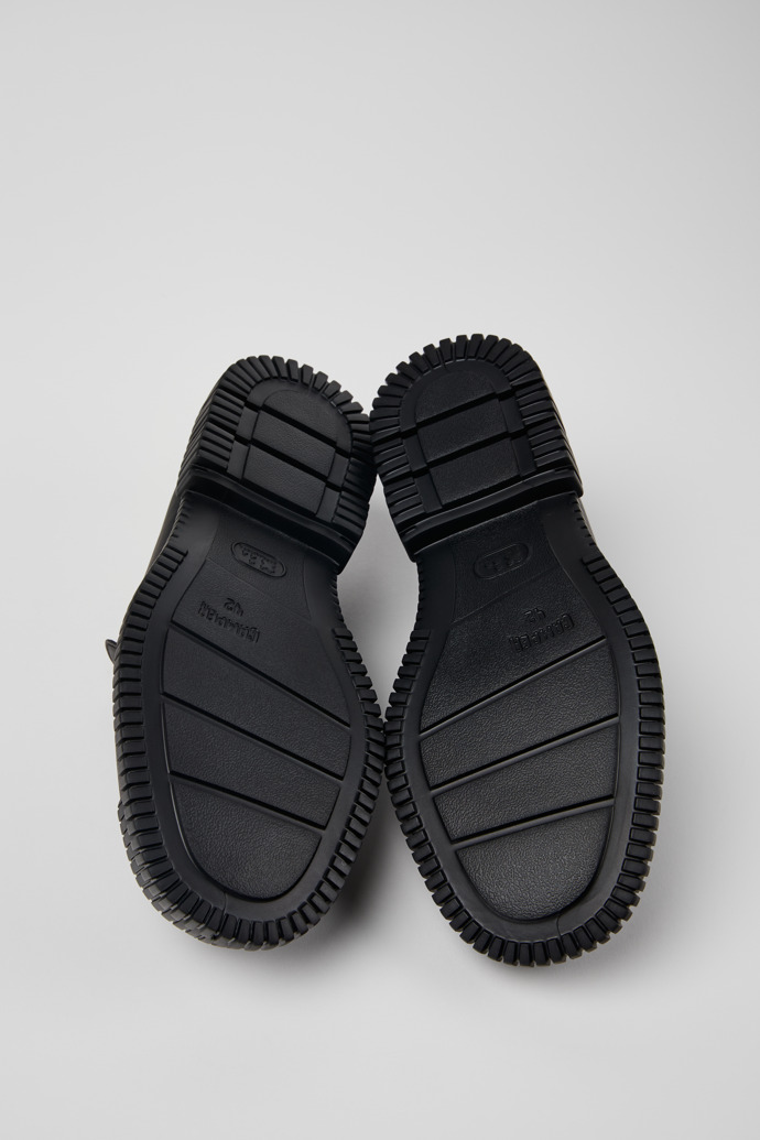 Camper Pix - Mocasín negro de piel para hombre.
