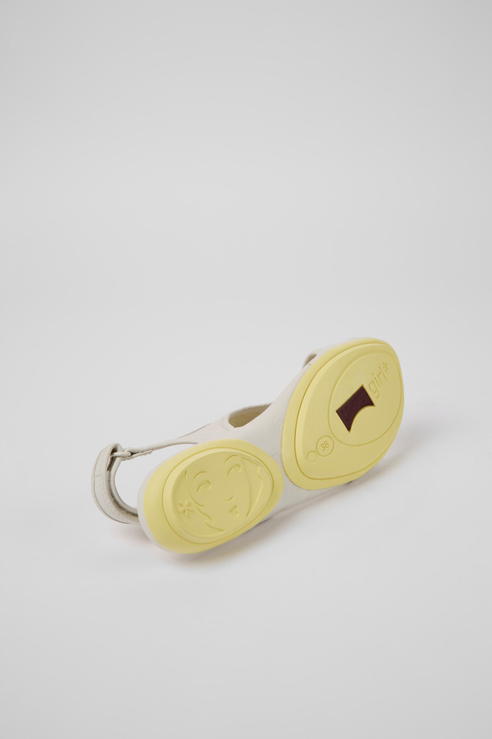 Camper Right - Sandalias de piel blanca para mujer.