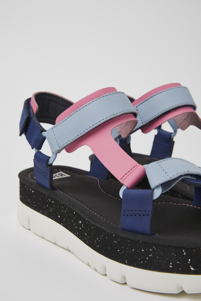 Camper Oruga Up - Sandalias de piel coloridas para mujer