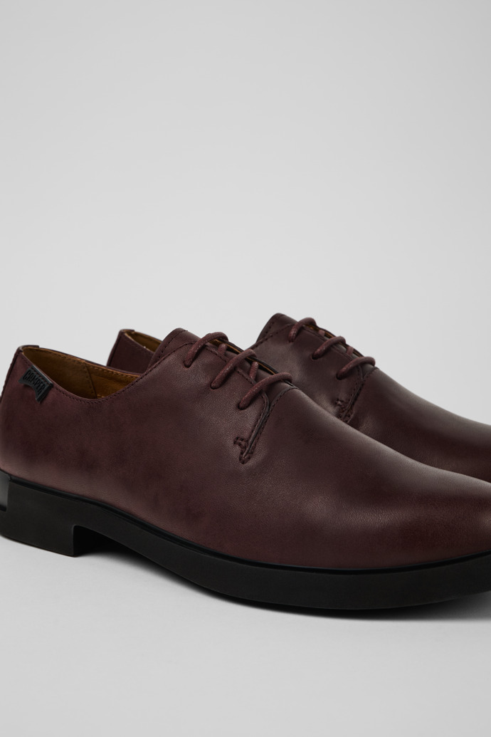 Camper Iman - Zapato con cordones color vino para mujer