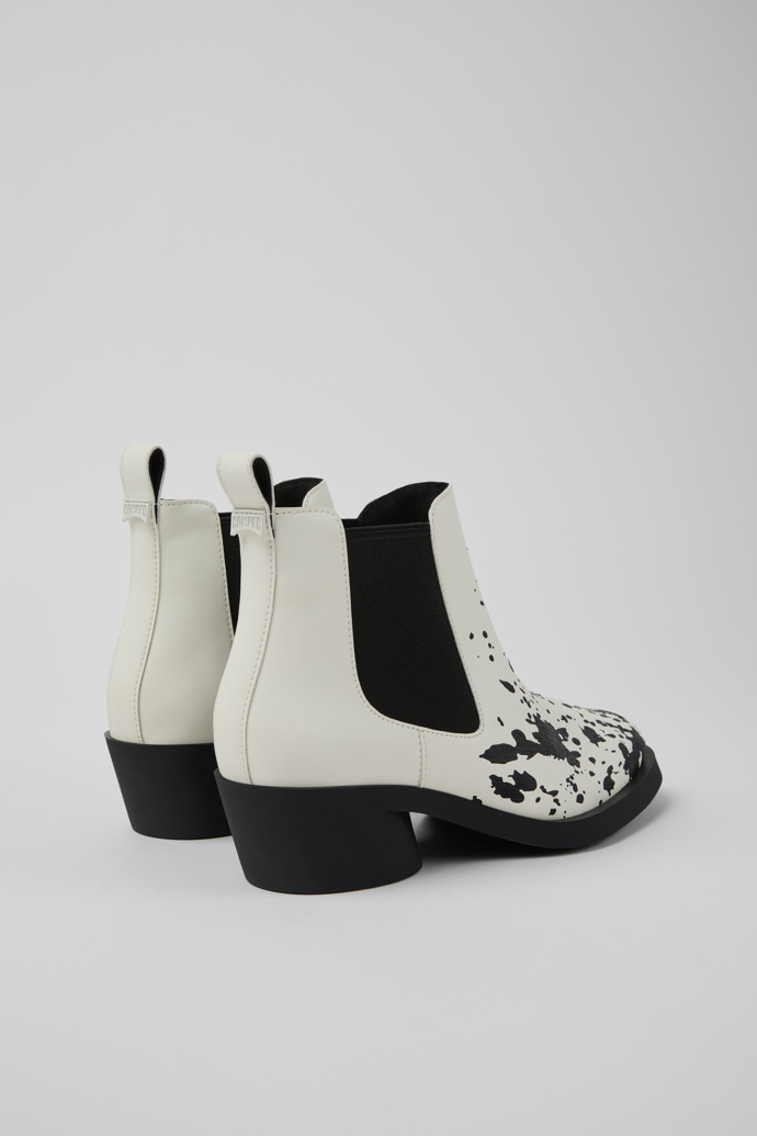 Camper Bonnie - Botines blancos y negros de piel para mujer.