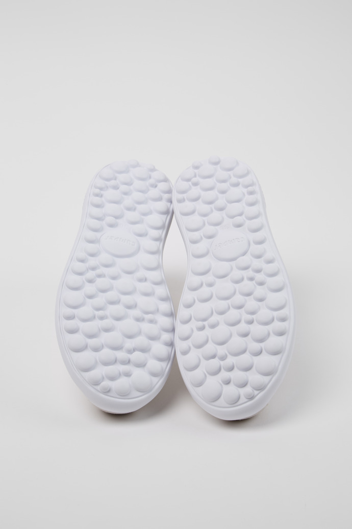 Camper Pelotas XLite - Zapatillas blancas para mujer fabricadas con PET reciclado y piel nobuk.