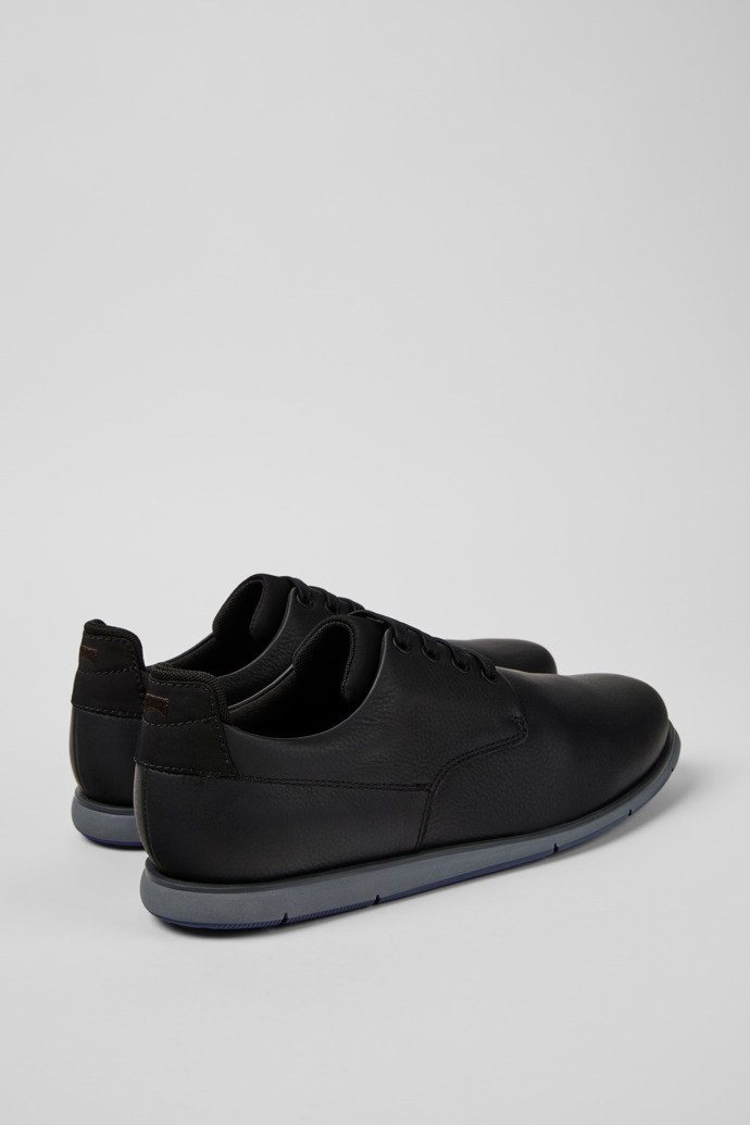 Camper Smith - Zapato negro para hombre de piel y textil.