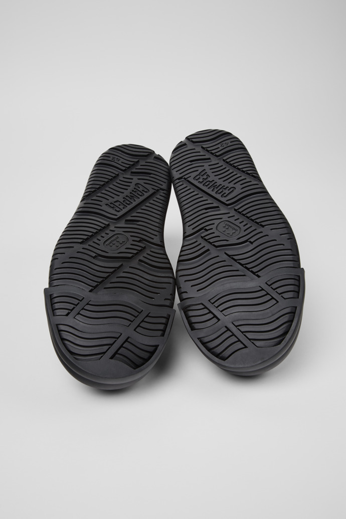 Camper Junction Runner - Zapatilla de piel negra para hombre.