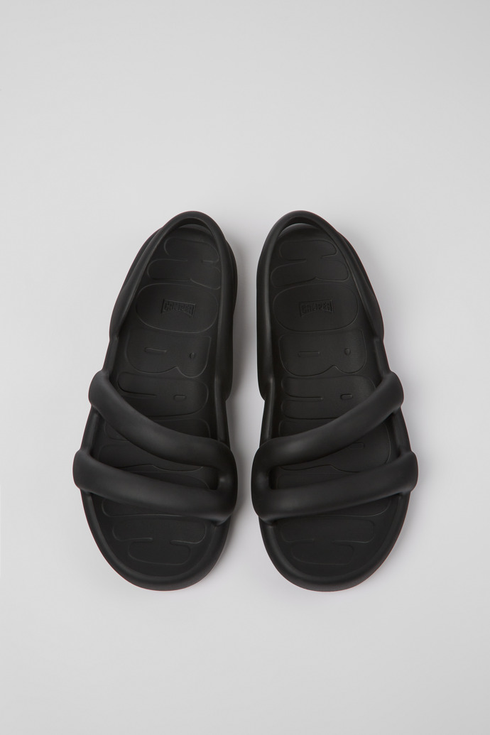 Camper Kobarah Flat Wide - Sandalias negras EXTRALIGHT para hombre.