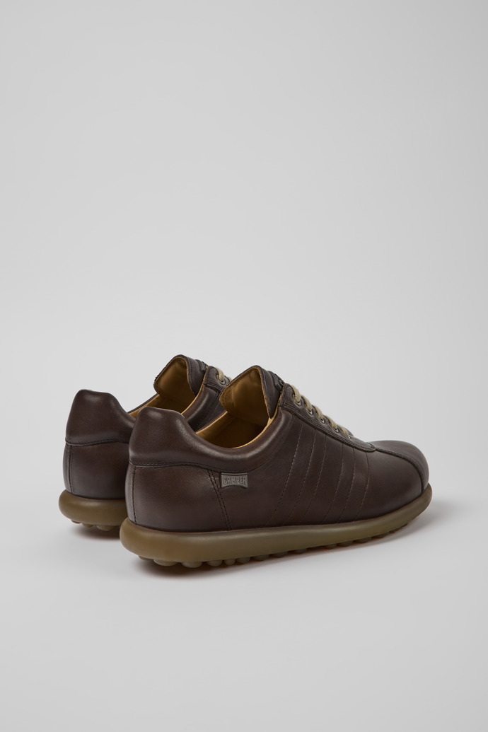 Camper Pelotas - Zapato icónico para hombre en marrón