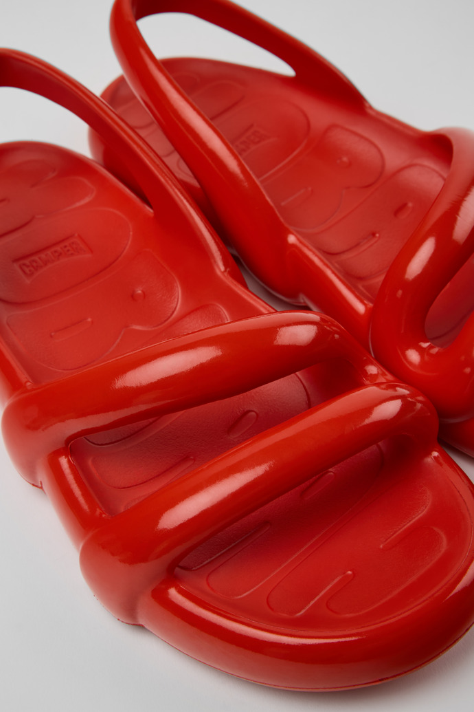 Camper Kobarah Flat - Sandalias rojas.