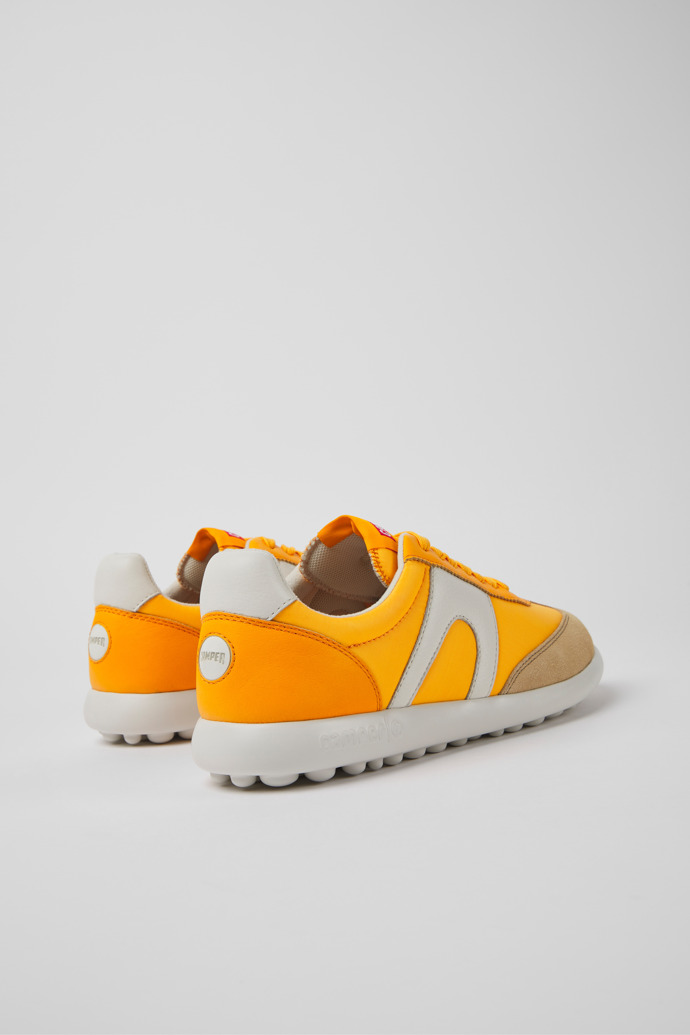 Camper Pelotas XLite - Zapatillas naranjas de piel y textil para mujer