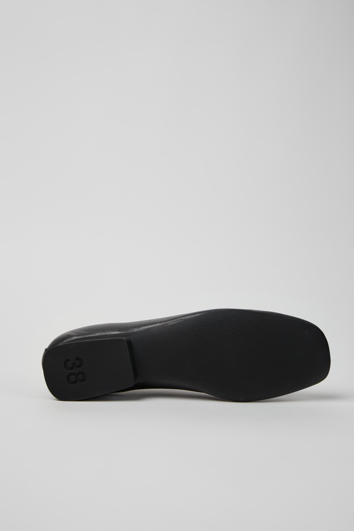 Camper Casi Myra - Zapato de piel negro para mujer.