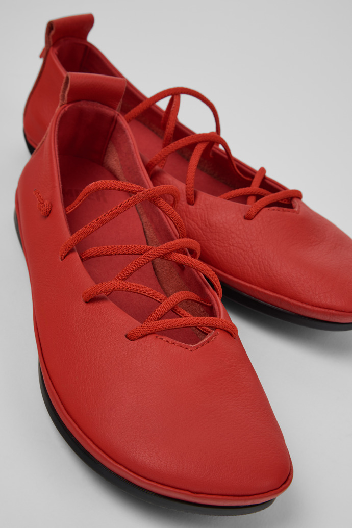Camper Right Nina - Bailarinas rojas de piel para mujer.