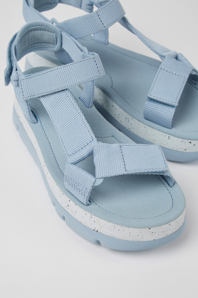 Camper Oruga Up - Sandalias azules de tela para mujer.
