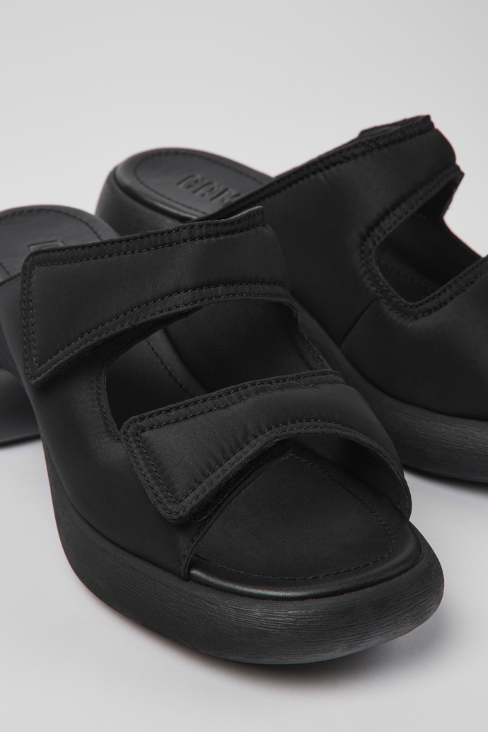 Camper Thelma - Sandalias negras de tela para mujer con doble tira