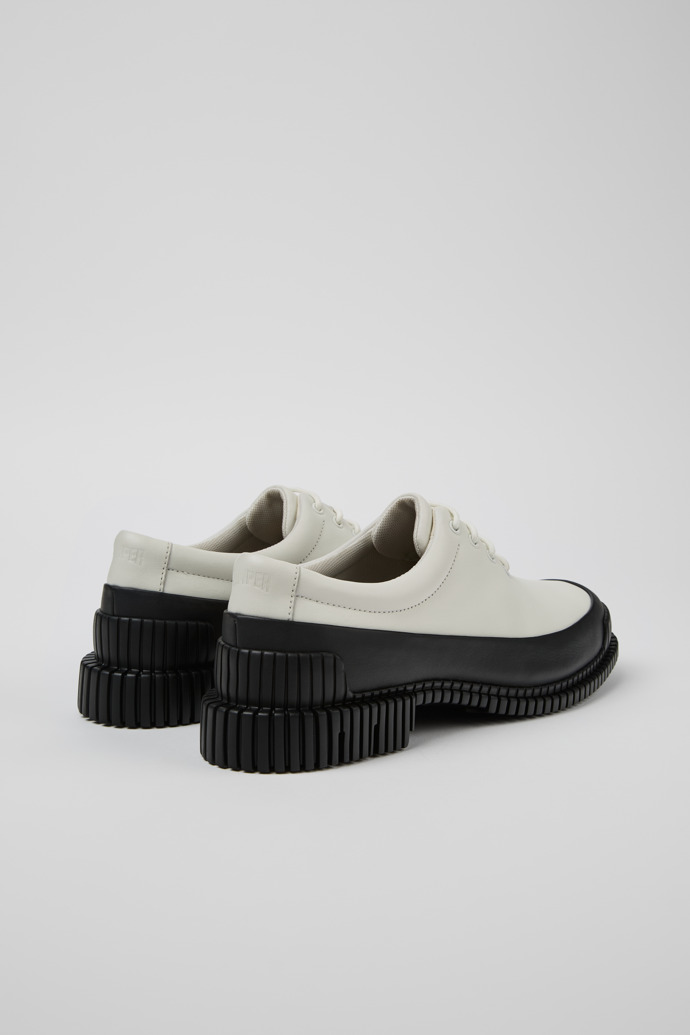 Camper Pix - Zapato de cordones de piel blanca y negra para mujer.