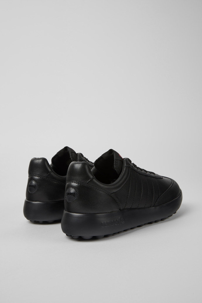 Camper Pelotas XLF - Zapatilla textil negra para mujer.