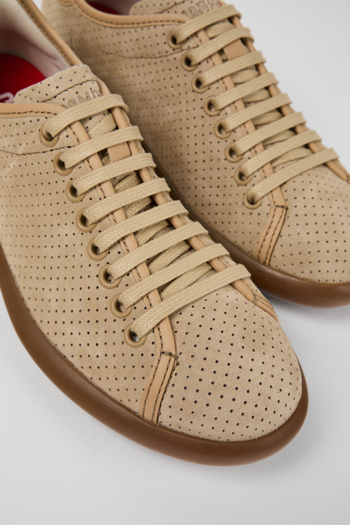Camper Pelotas Soller - Zapatillas beige de nobuk y piel para mujer.