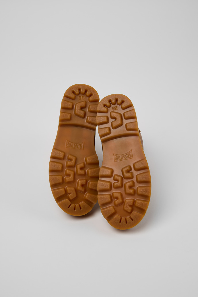 Camper Twins - Botines de piel marrón para niño.