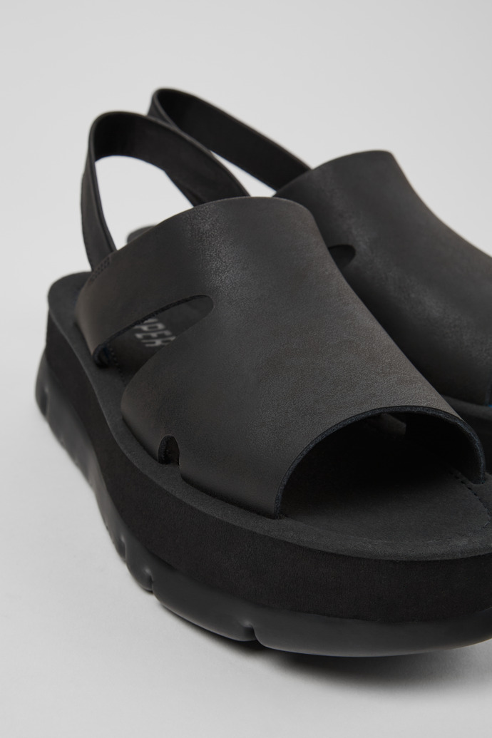 Camper Oruga Up - Sandalias negras para mujer