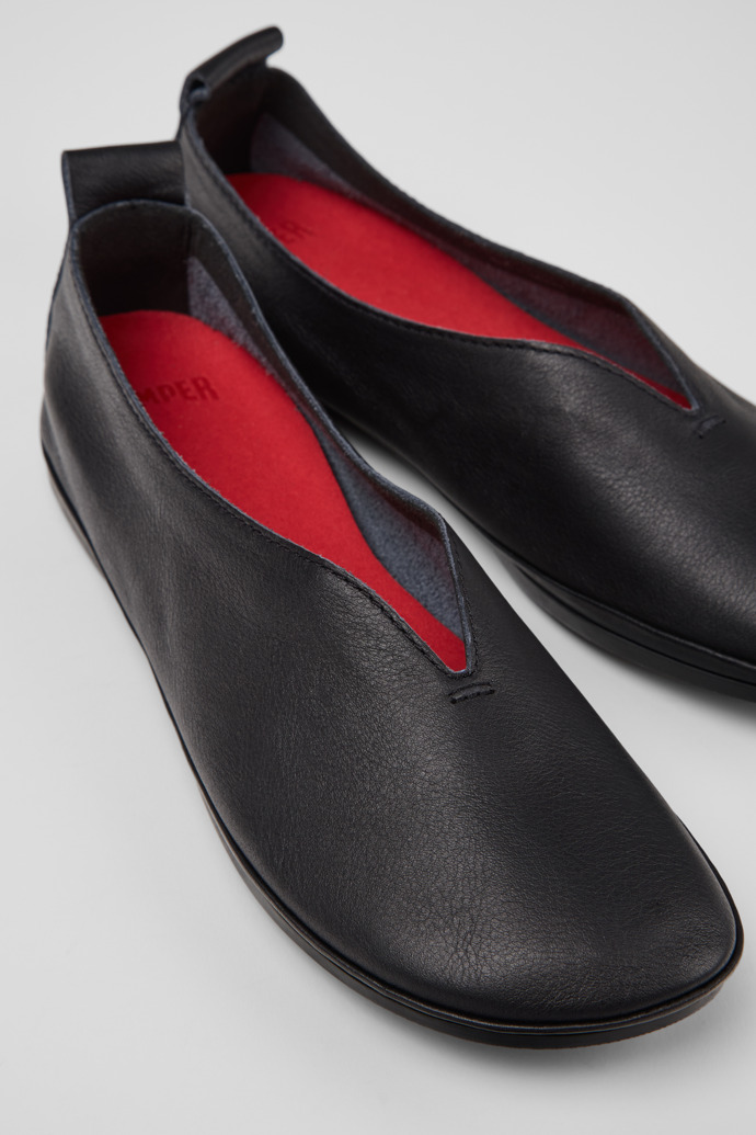 Camper Right Nina - Bailarinas de piel negras para mujer.