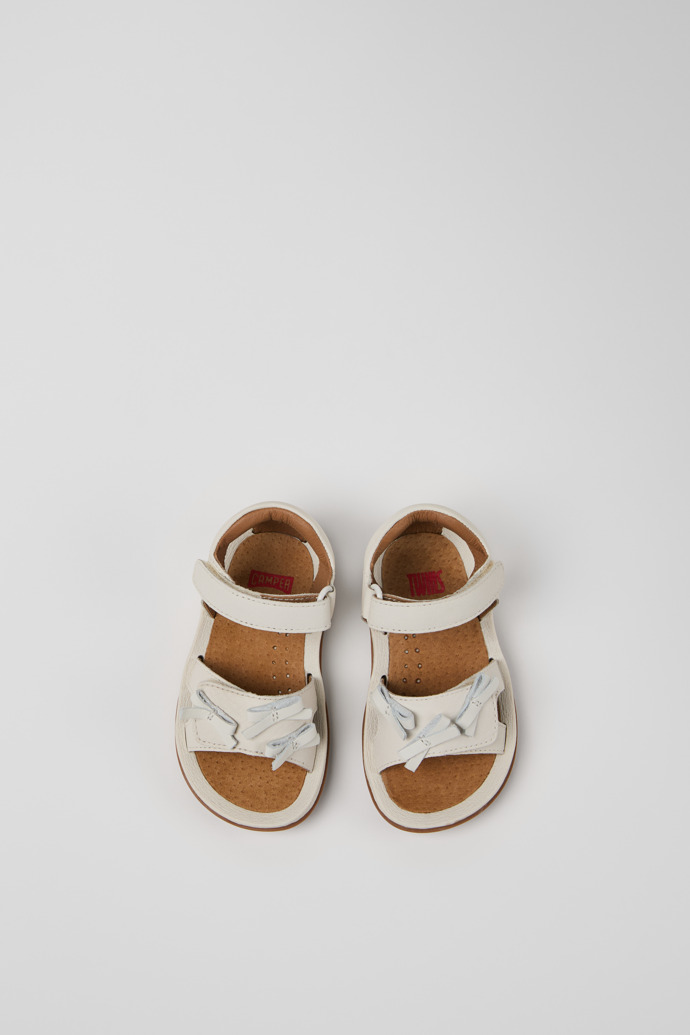 Camper Twins - Sandalias blancas de piel para niños.