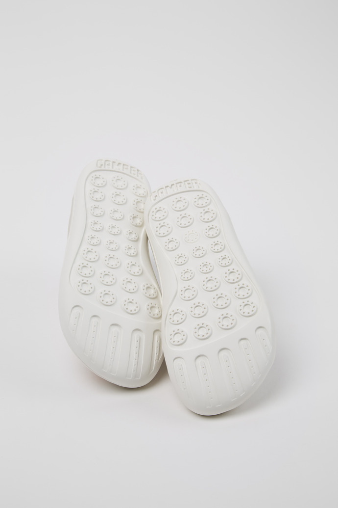 Camper Twins - Zapato infantil de piel blanca.