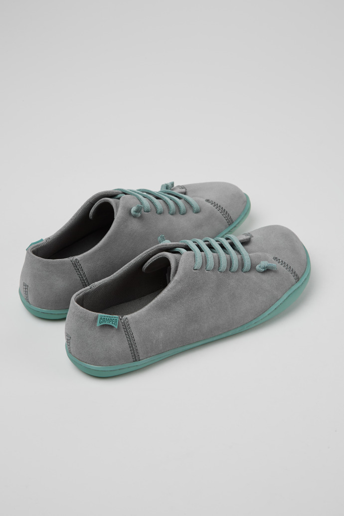 Camper Peu - Zapatos de piel nobuk gris para mujer.