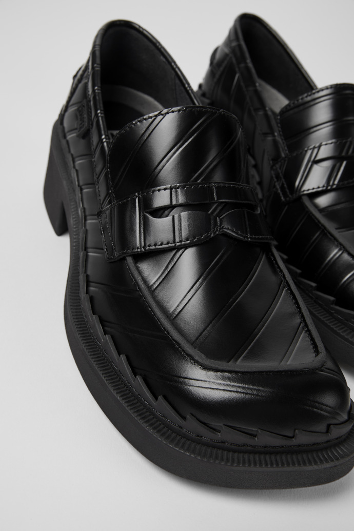 Camper Twins - Mocasín negro de piel para mujer