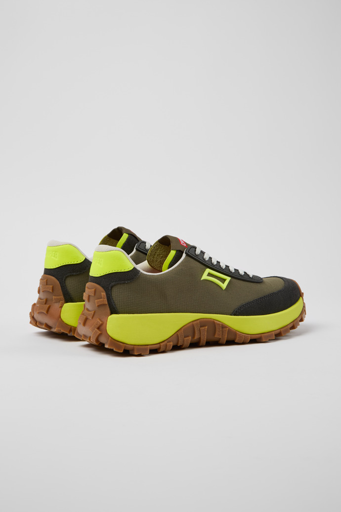 Camper Drift Trail VIBRAM - Zapatillas multicolor para mujer fabricadas con PET reciclado y piel nobuk.