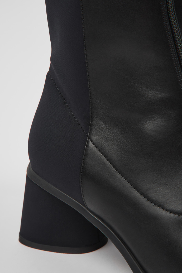 Camper Kiara - Bota negra de piel y PET reciclado para mujer