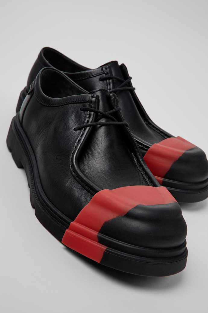 Camper Junction - Zapatos negros de piel para hombre.