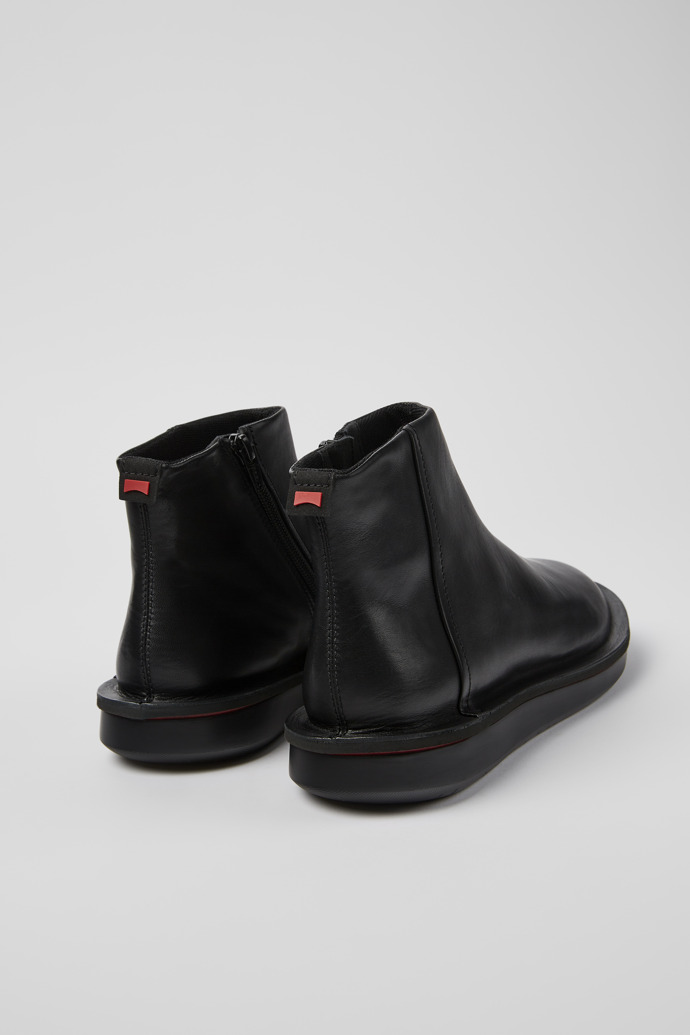 Camper Formiga - Botines negros de piel para mujer