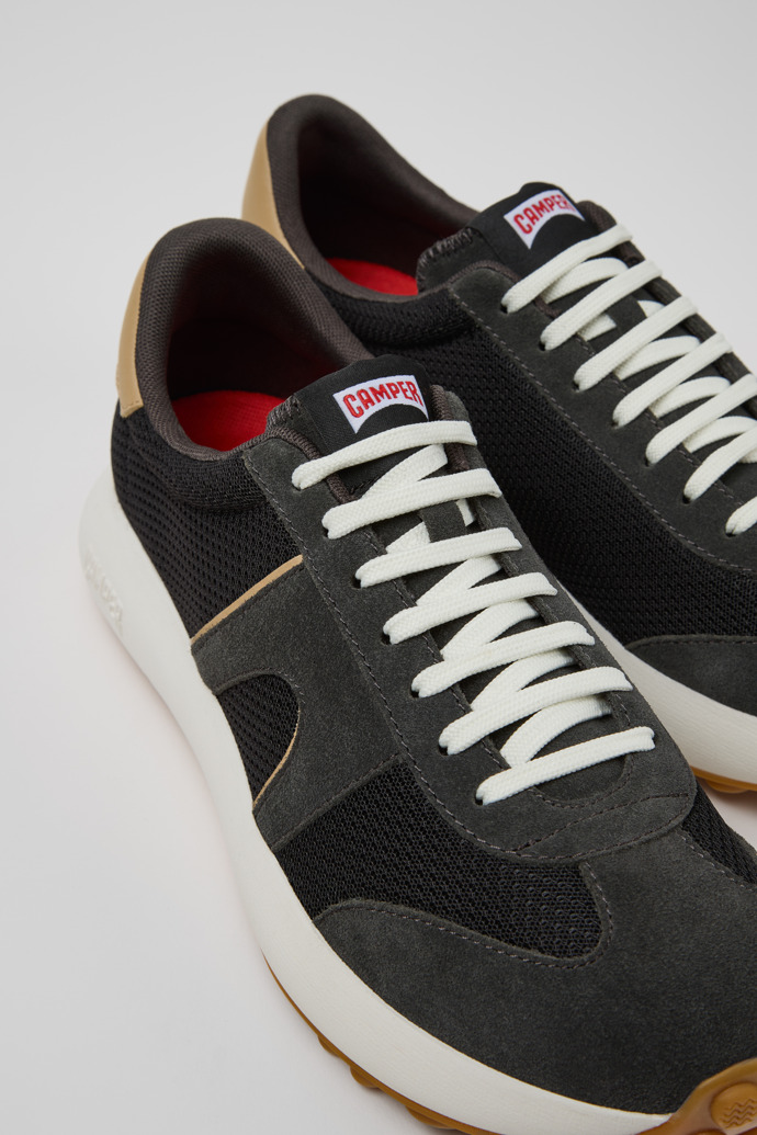 Camper Pelotas Athens - Zapatillas multicolor para hombre fabricadas en PET reciclado y piel nobuk.