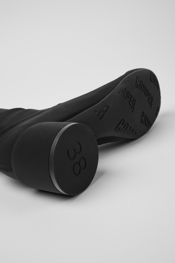 Camper Niki - Bota negra hasta la rodilla para mujer, fabricada con PET reciclado