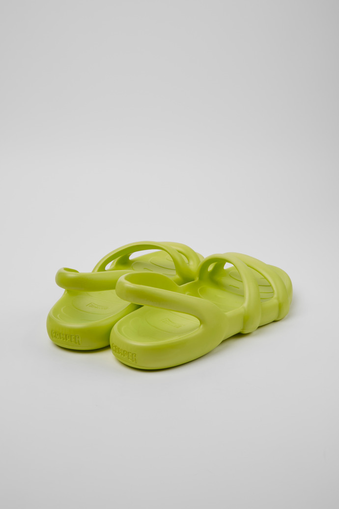 Sandalias planas Kobarah de Camper: Sandalias amarillas.