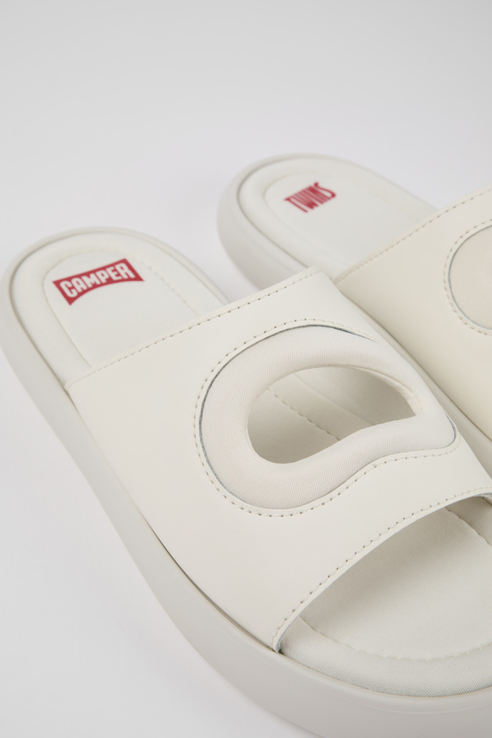 Camper Twins - Mules blancos de piel/textil para mujer