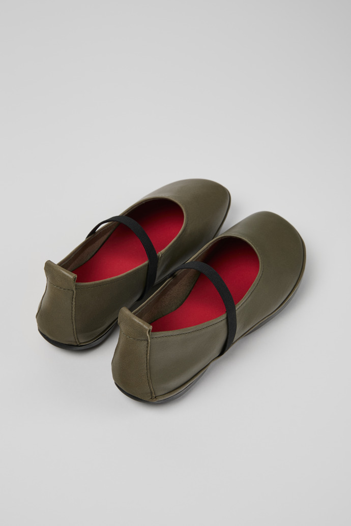 Camper Right - Zapatos de piel verde para mujer.