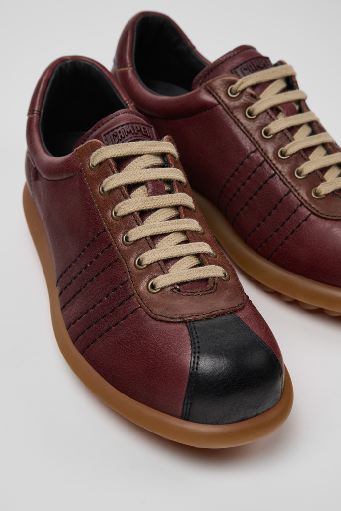 Camper Pelotas - Zapatos de piel multicolor para mujer.